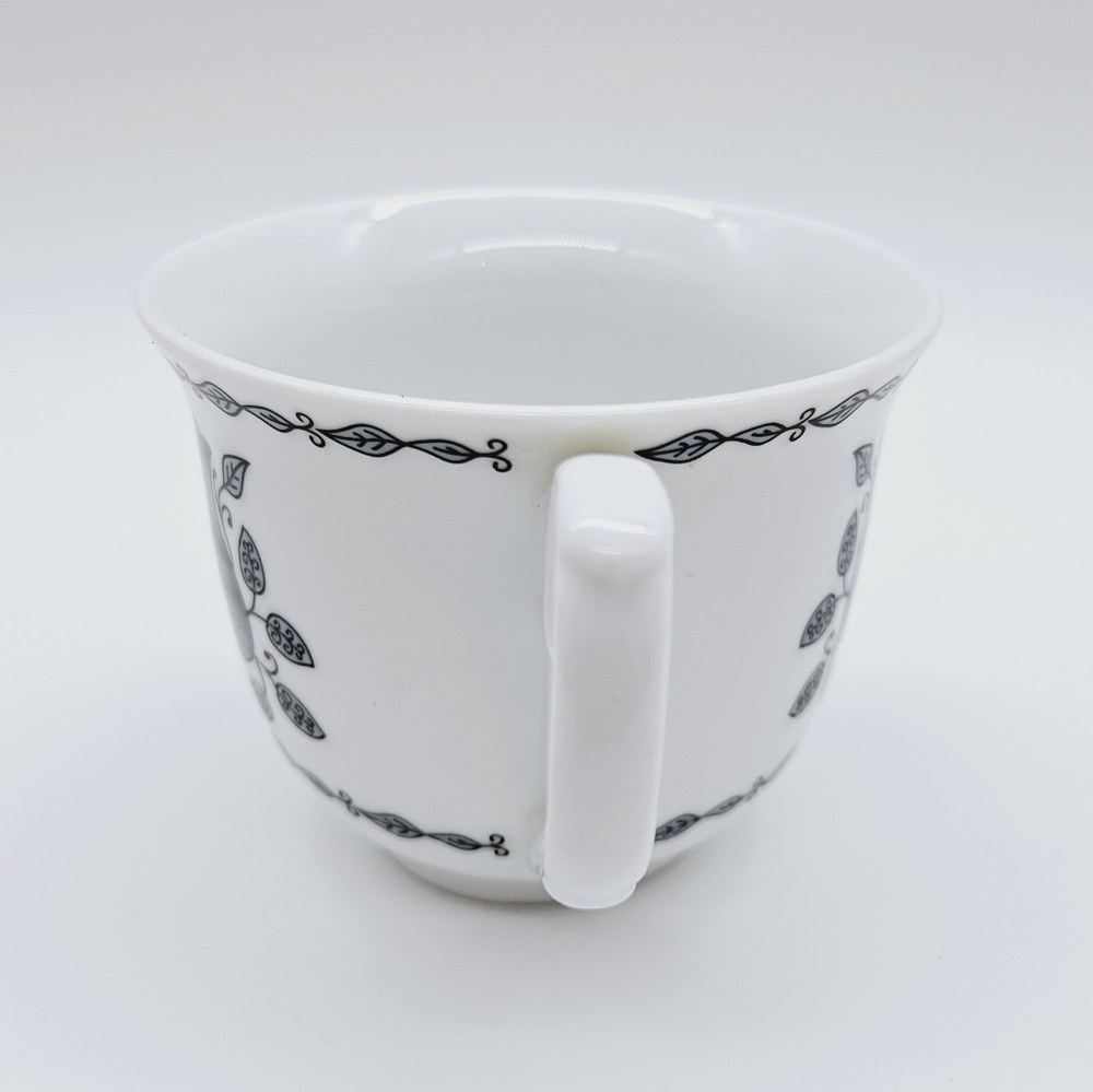DISNEY | Disney Wonderland Tea white rabbit & queen of hearts teacup & saucer - Picture 3 of 9